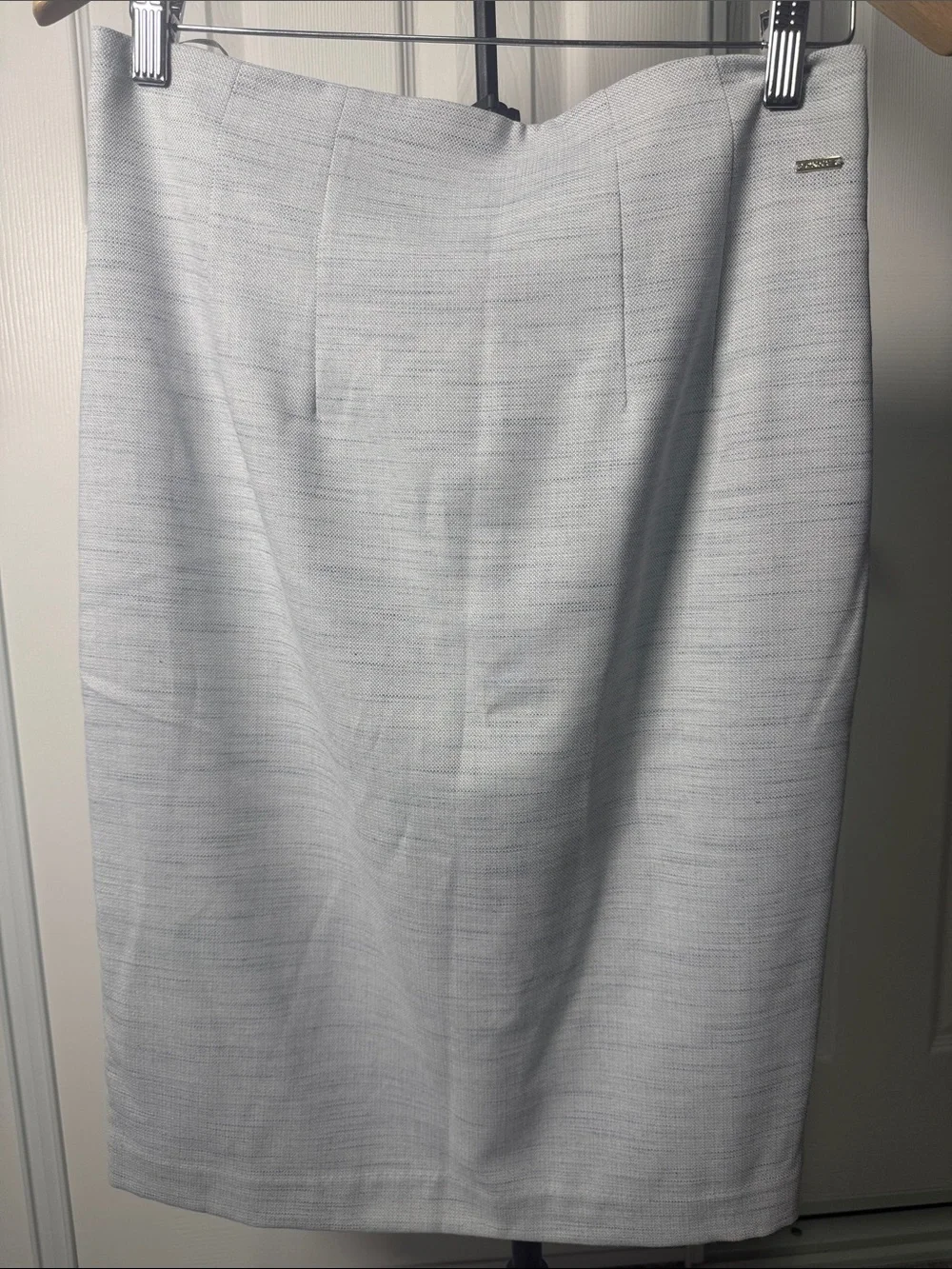 DKNY Light Gray Textured Pencil Skirt